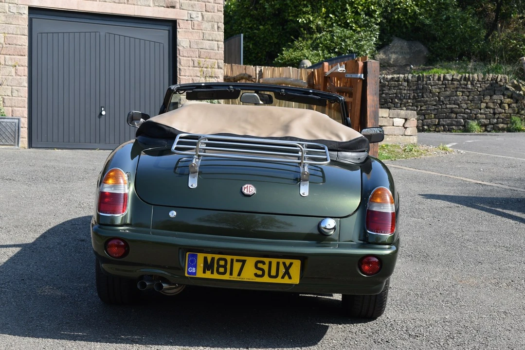 1994 MG RV8 - Image 11 of 30