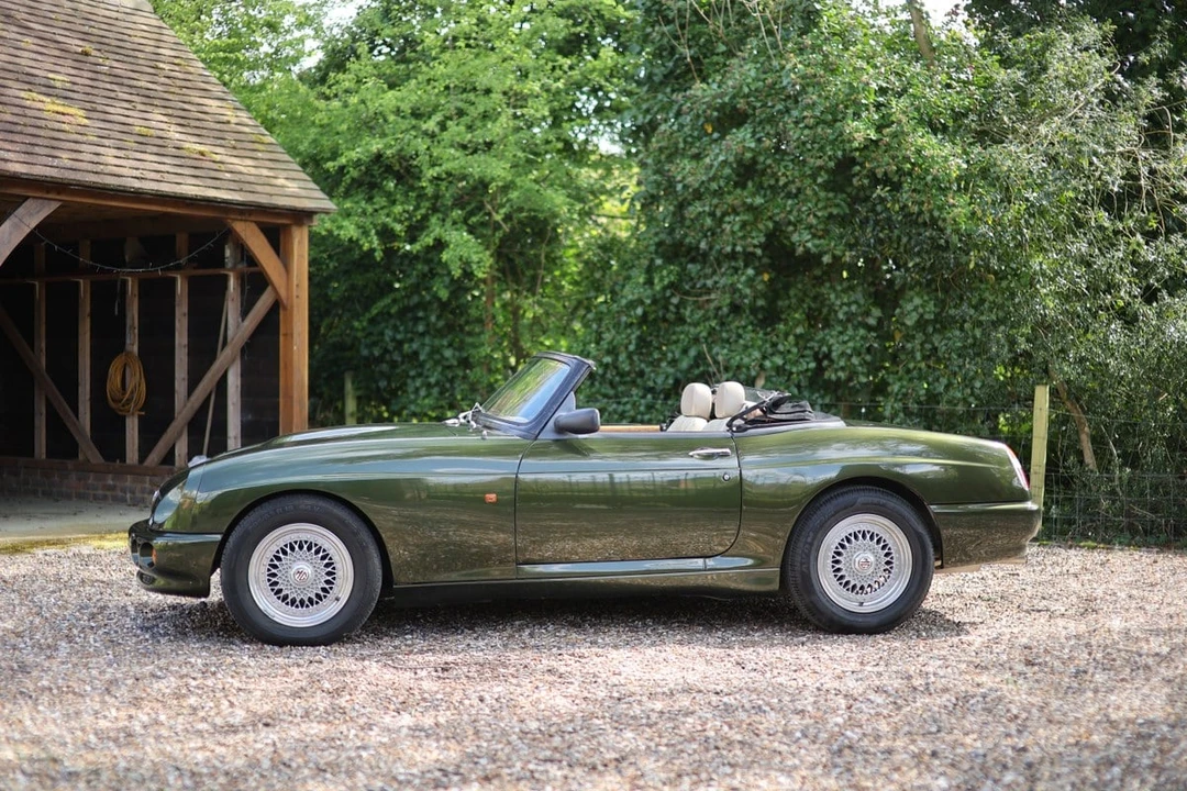 1994 MG RV8 - Image 9 of 30