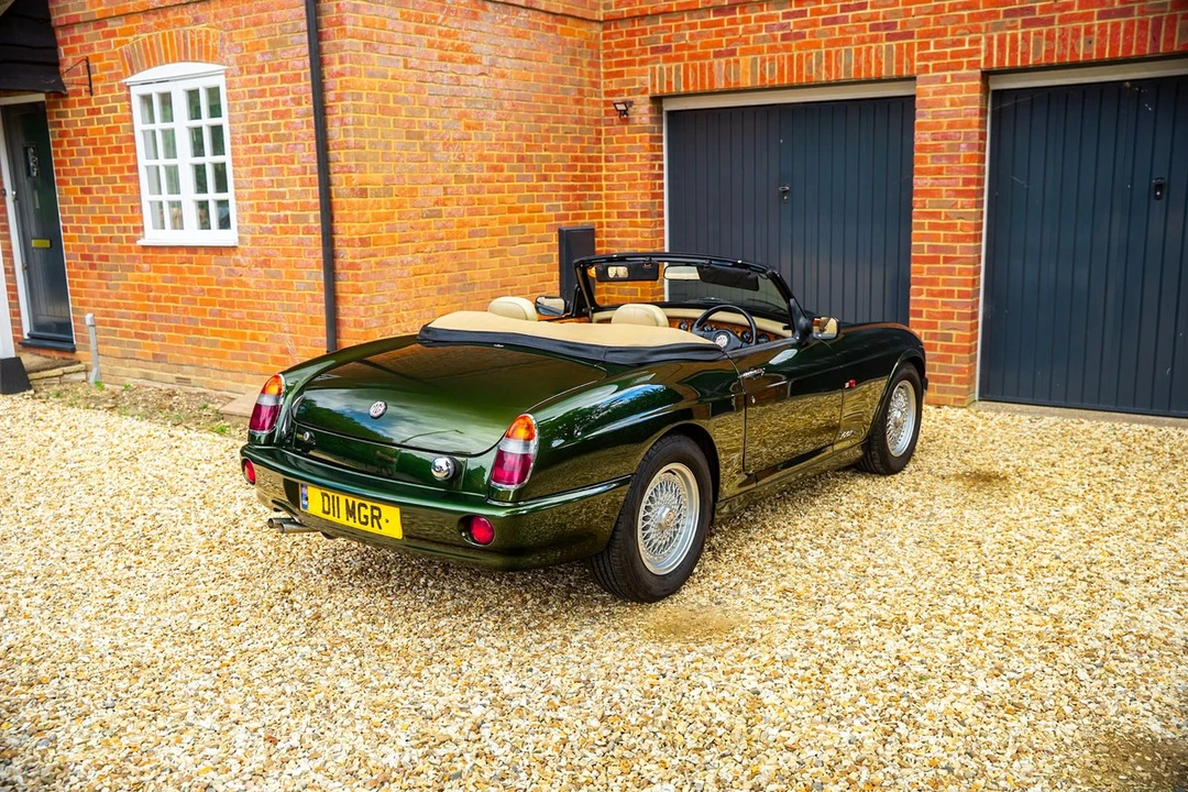 1994 MG RV8 - Image 28 of 30