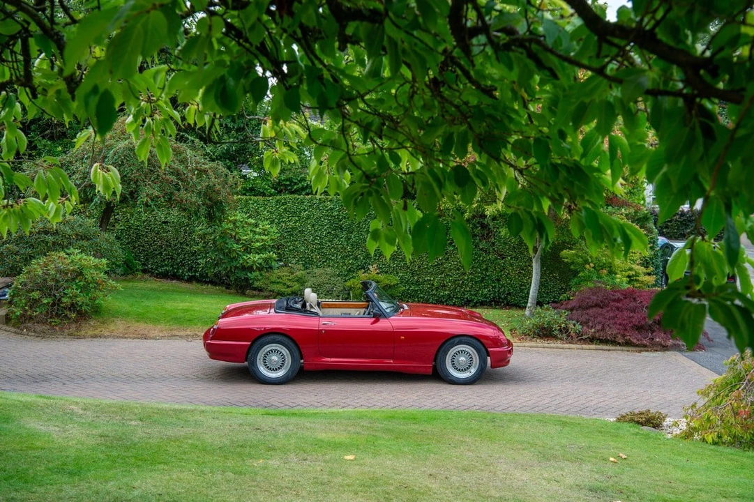 1994 MG RV8 - Image 12 of 30