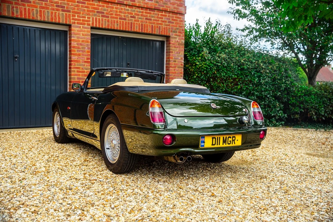 1994 MG RV8 - Image 23 of 30