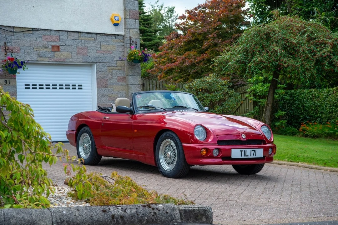 1994 MG RV8 - Image 3 of 30