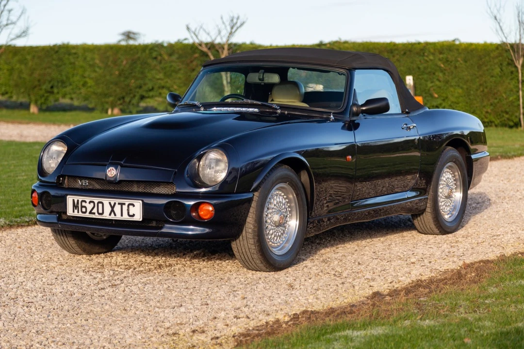 1994 MG RV8 - Image 11 of 30