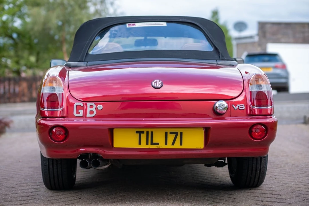 1994 MG RV8 - Image 21 of 30