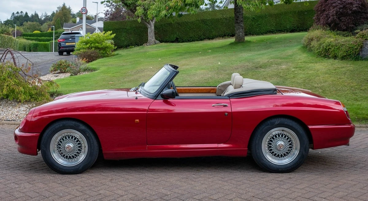 1994 MG RV8 - Image 9 of 30