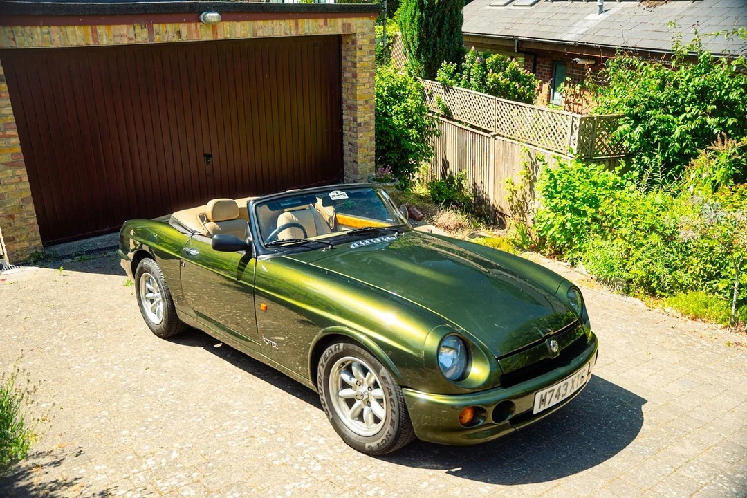 1994 MG RV8 - Image 2 of 30
