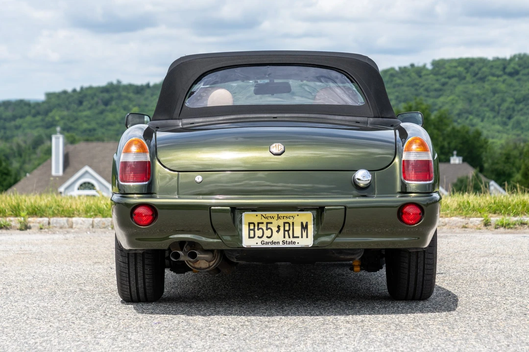 1994 MG RV8 - Image 14 of 31