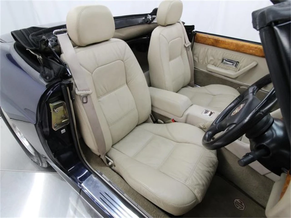 1994 MG RV8 - Image 15 of 31