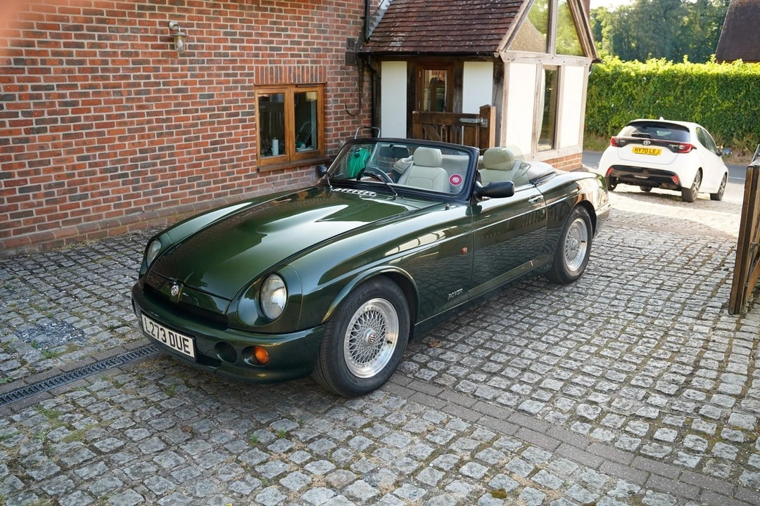 1994 MG RV8 - Image 11 of 31