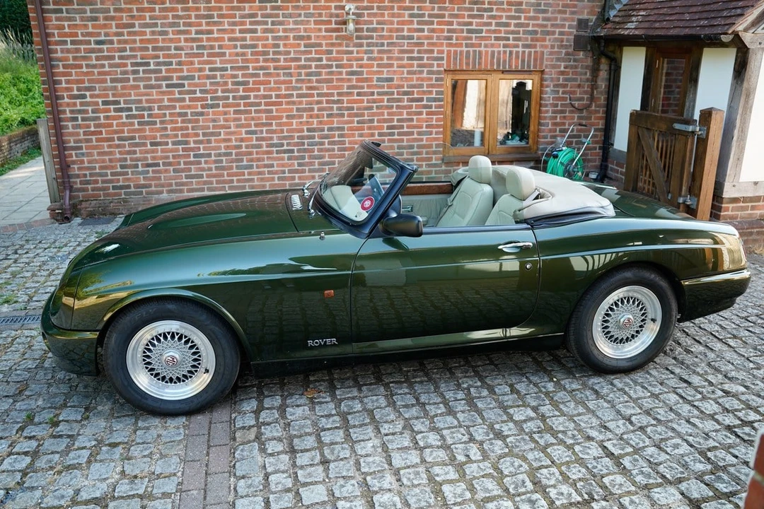 1994 MG RV8 - Image 13 of 31