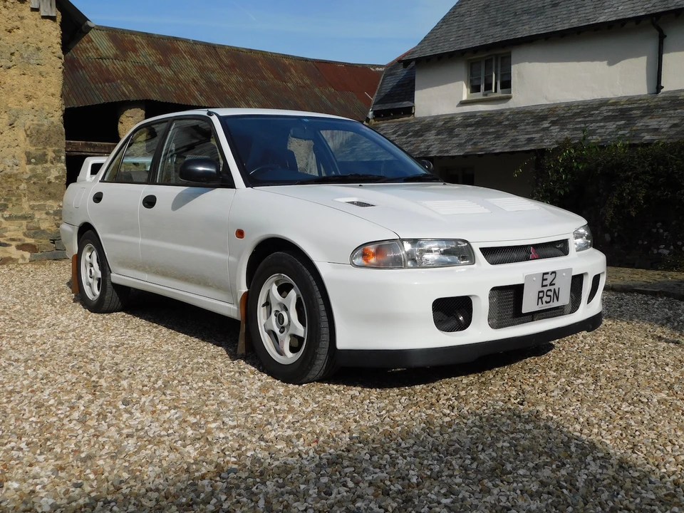 1994 Mitsubishi Lancer Evolution II 5th Gen - Image 2 of 31