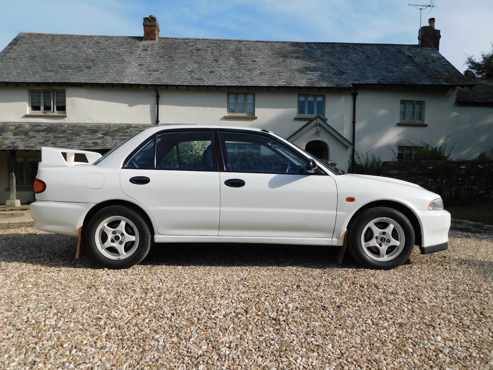 1994 Mitsubishi Lancer Evolution II 5th Gen - Image 4 of 31