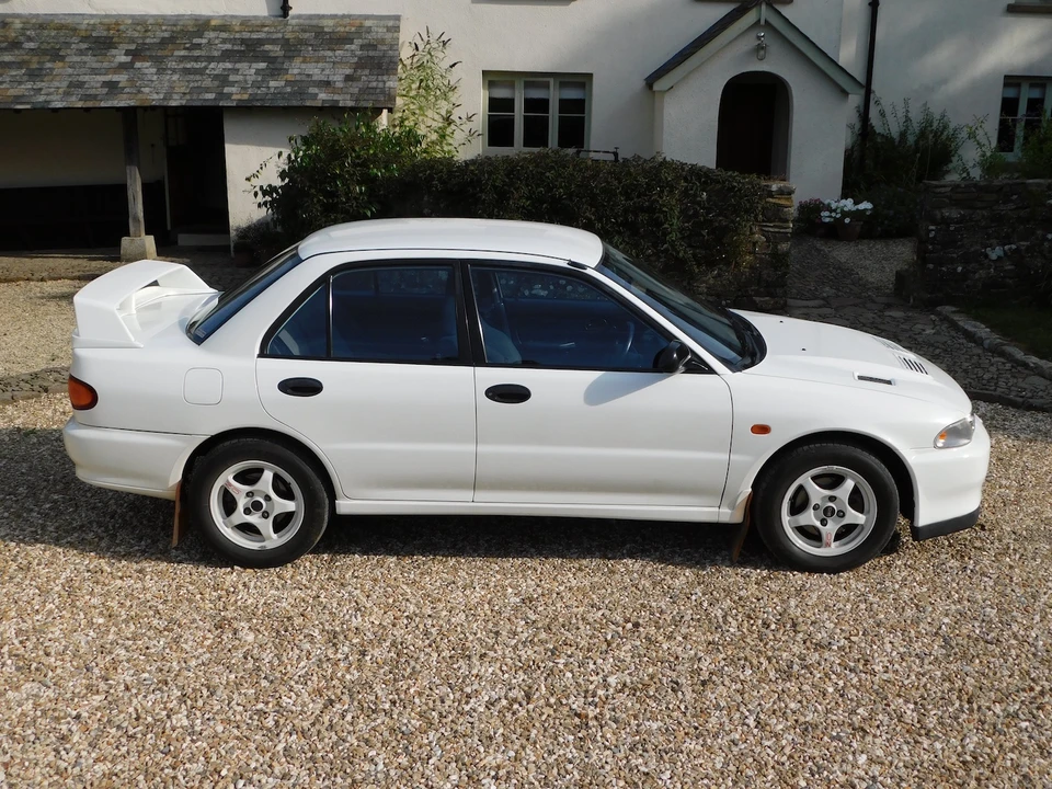 1994 Mitsubishi Lancer Evolution II 5th Gen - Image 16 of 31
