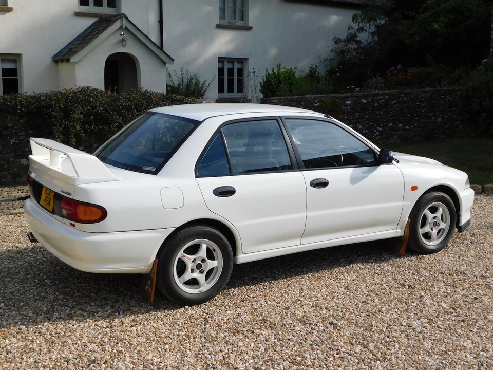 1994 Mitsubishi Lancer Evolution II 5th Gen - Image 17 of 31