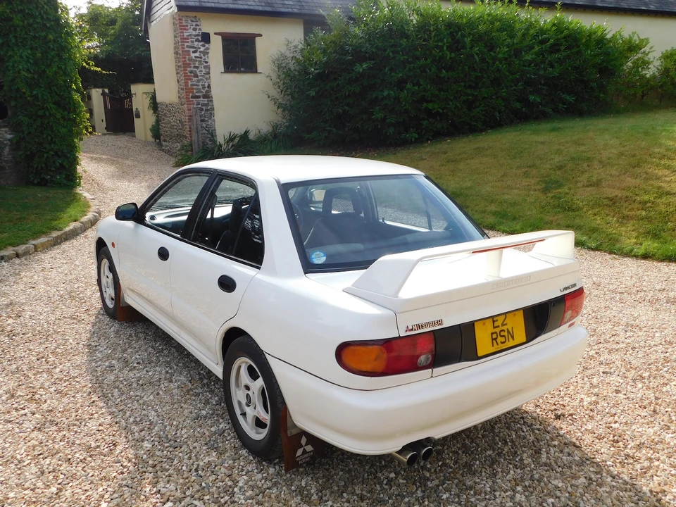 1994 Mitsubishi Lancer Evolution II 5th Gen - Image 19 of 31