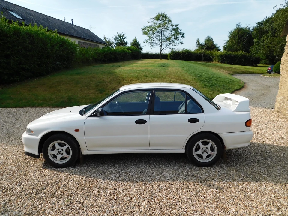 1994 Mitsubishi Lancer Evolution II 5th Gen - Image 21 of 31