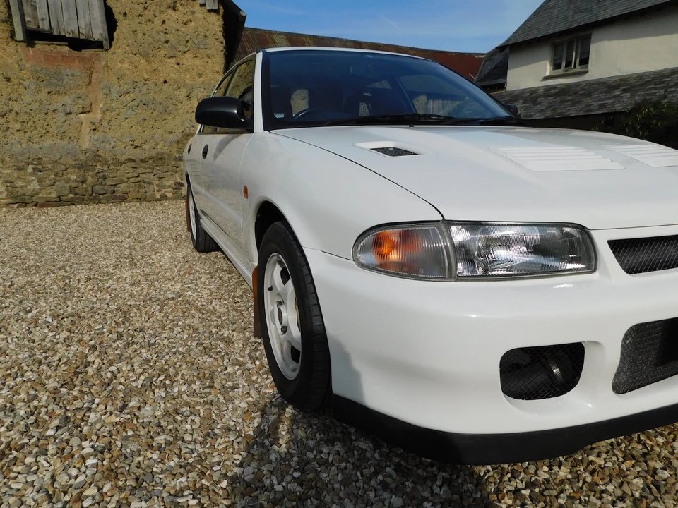 1994 Mitsubishi Lancer Evolution II 5th Gen - Image 24 of 31