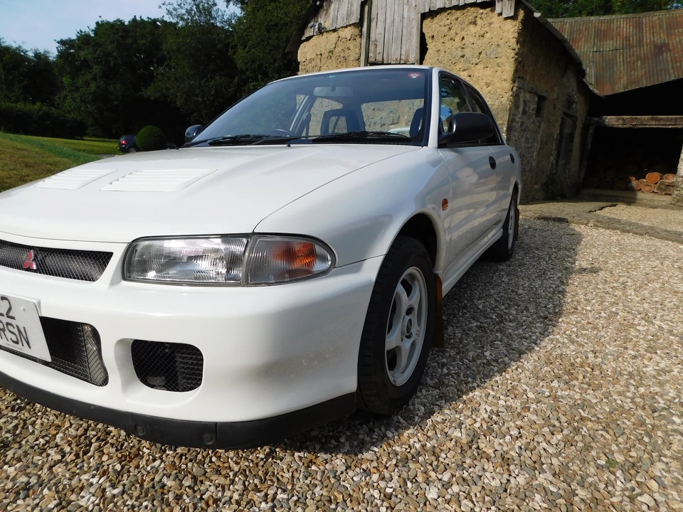 1994 Mitsubishi Lancer Evolution II 5th Gen - Image 27 of 31