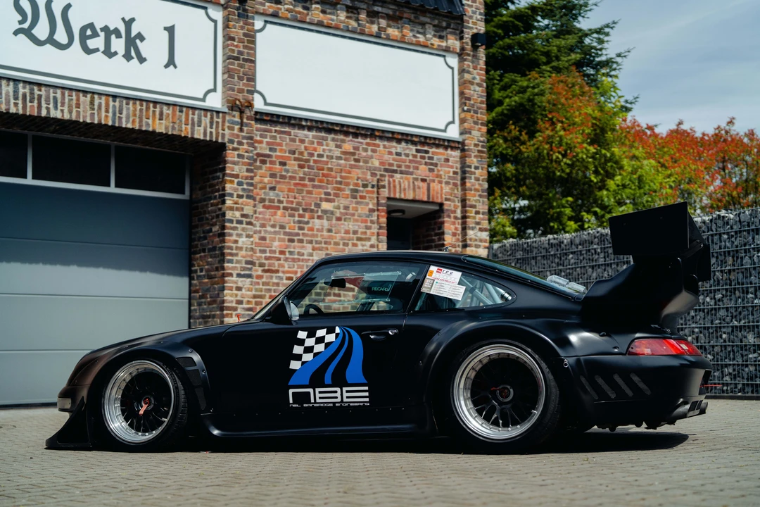 1994 Porsche 964 Turbo - Image 9 of 31