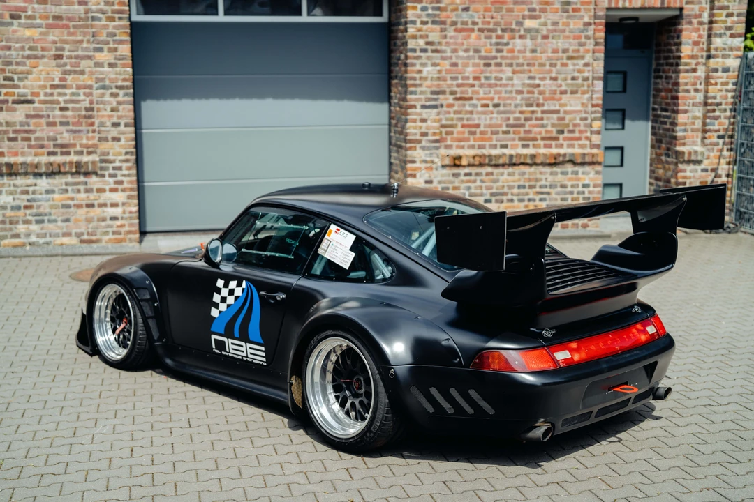 1994 Porsche 964 Turbo - Image 8 of 31