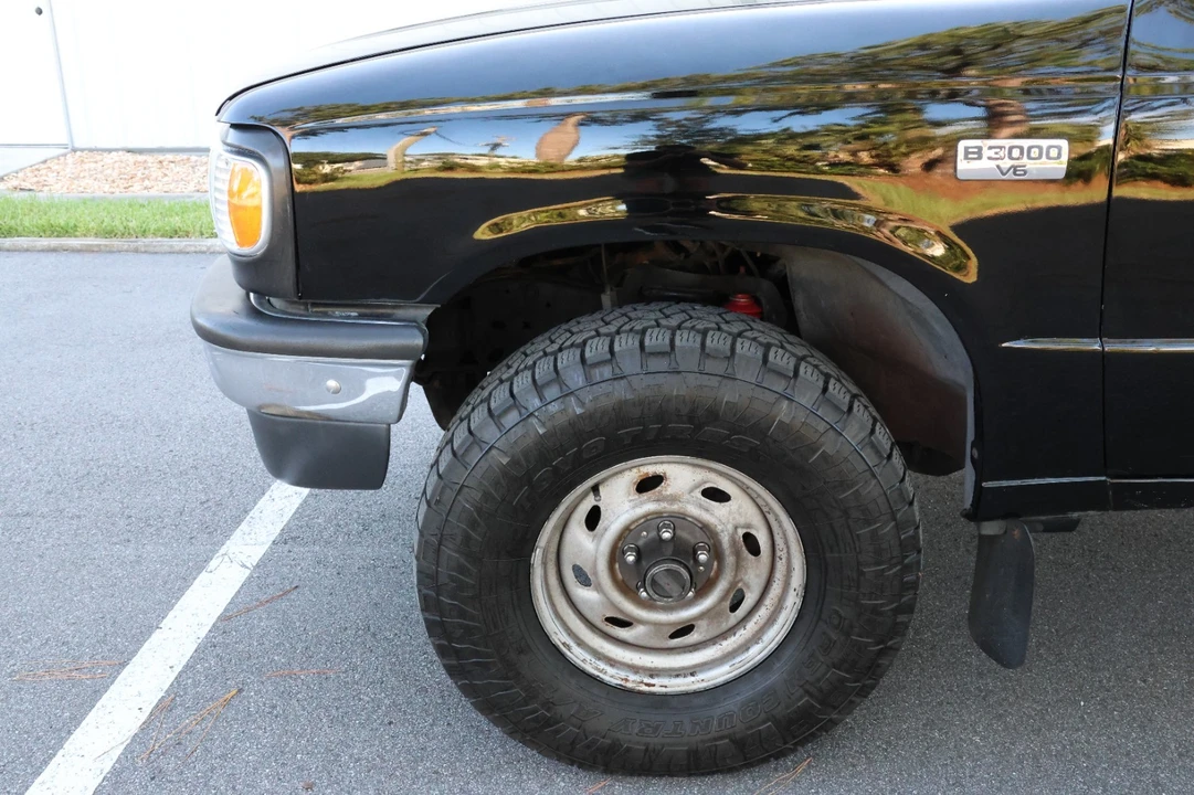 1994 Mazda B Series 4th Gen - Image 5 of 17