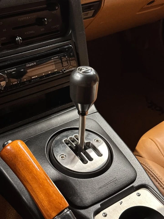 1994 Mazda NA MX-5 Miata - Image 15 of 16