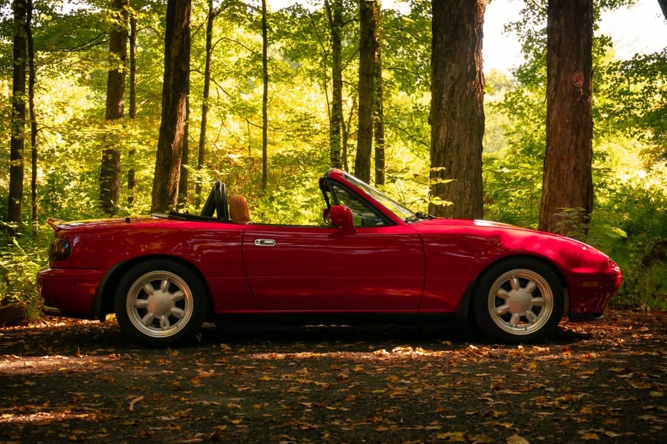 1994 Mazda NA MX-5 Miata - Image 2 of 16