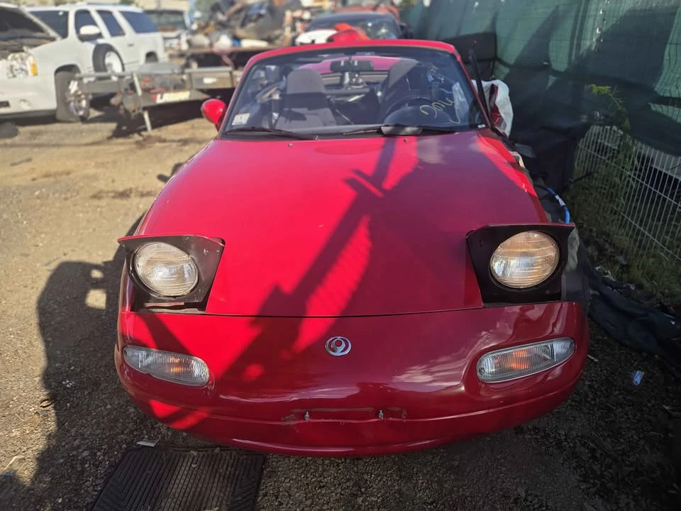 1994 Mazda NA MX-5 Miata - Image 2 of 7