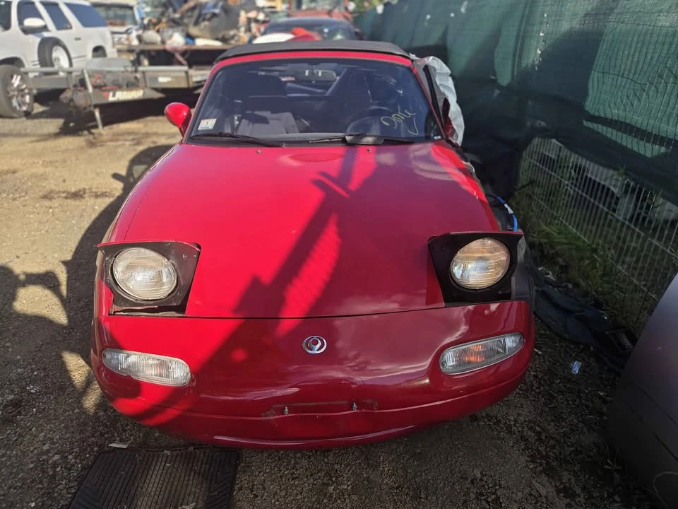 1994 Mazda NA MX-5 Miata - Image 4 of 7