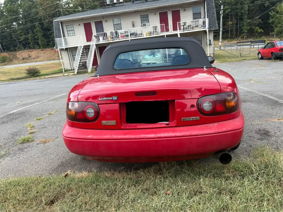 1994 Mazda NA MX-5 Miata - Image 6 of 10
