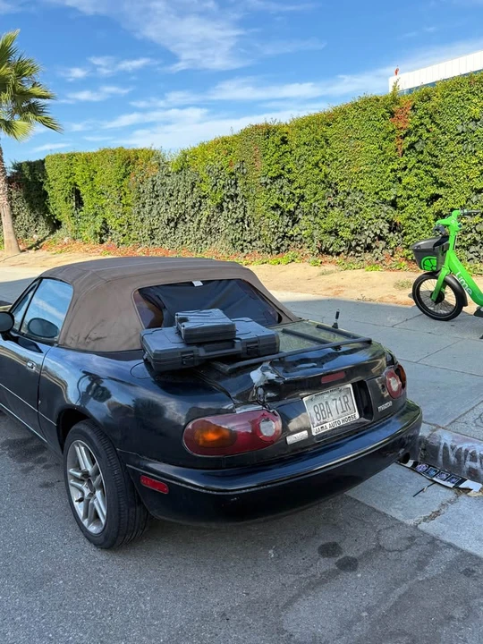 1994 Mazda NA MX-5 Miata - Image 6 of 12