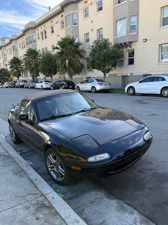 1994 Mazda NA MX-5 Miata - Image 4 of 12
