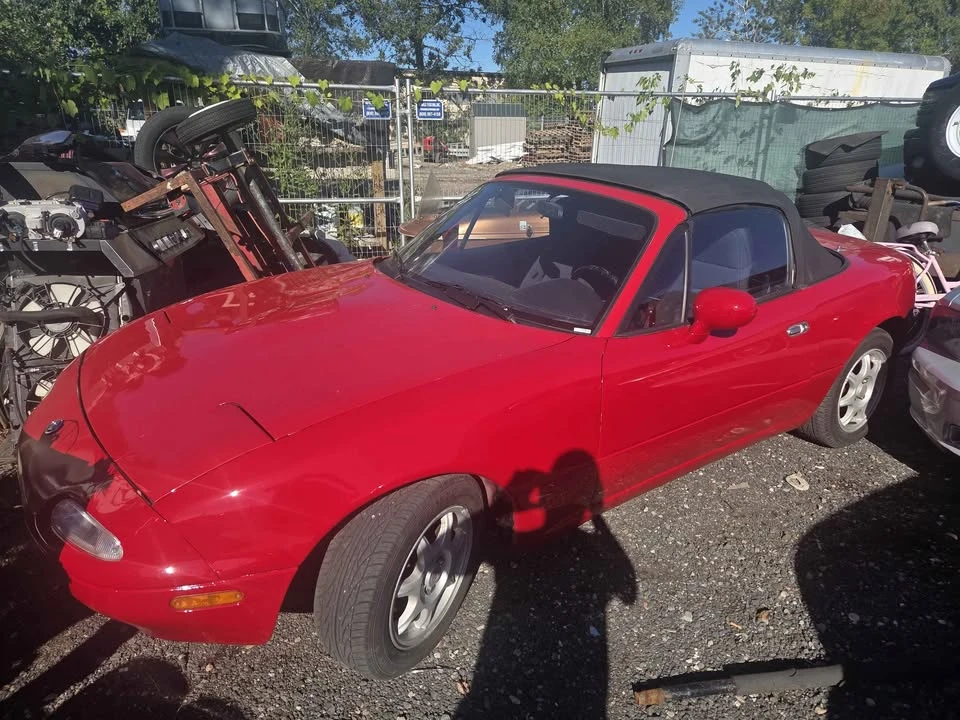 1994 Mazda NA MX-5 Miata - Image 7 of 10