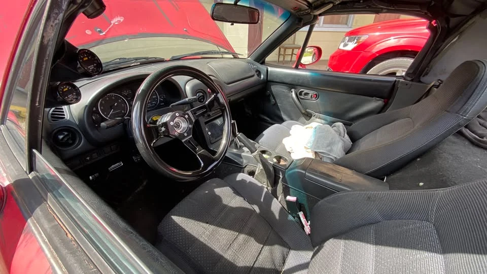 1994 Mazda NA MX-5 Miata - Image 7 of 9