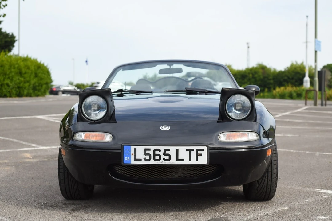1994 Mazda NA MX-5 Miata - Image 5 of 30