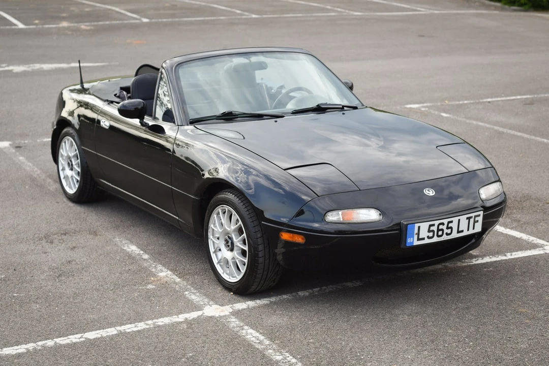 1994 Mazda NA MX-5 Miata - Image 6 of 30