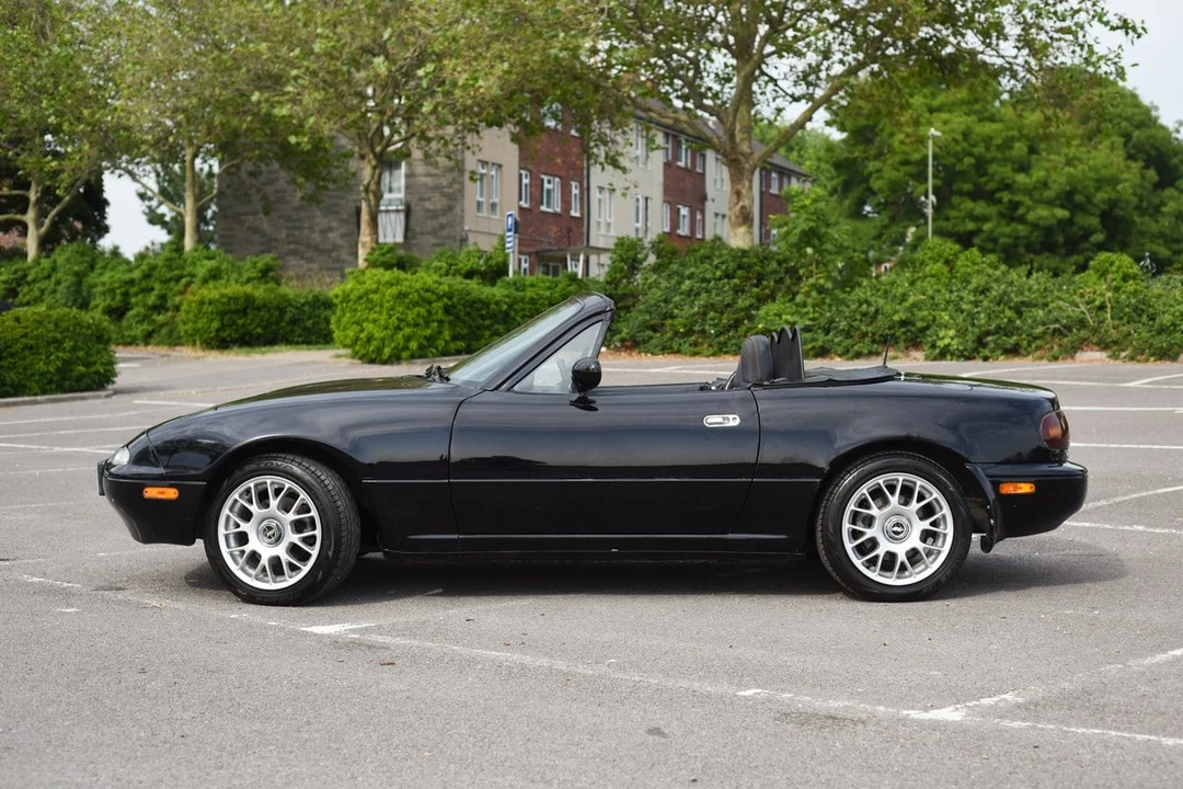 1994 Mazda NA MX-5 Miata - Image 14 of 30
