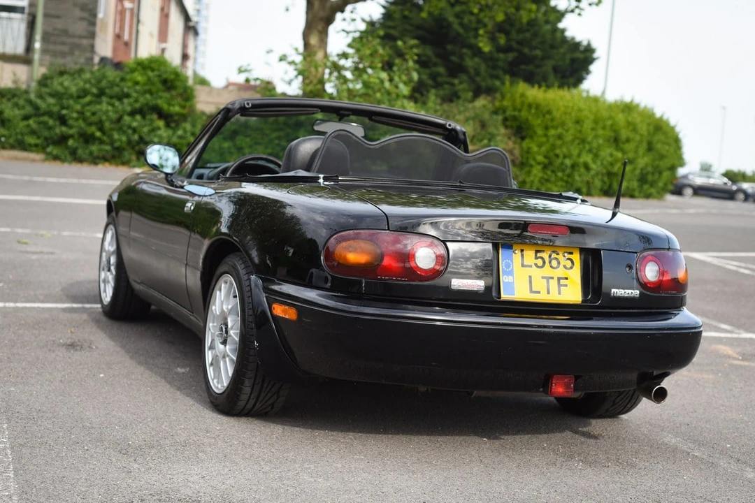 1994 Mazda NA MX-5 Miata - Image 20 of 30