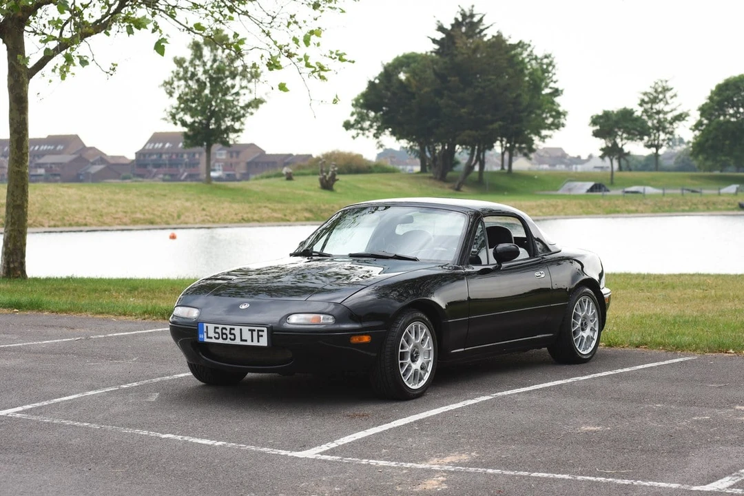 1994 Mazda NA MX-5 Miata - Image 21 of 30