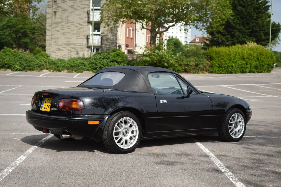 1994 Mazda NA MX-5 Miata - Image 24 of 30