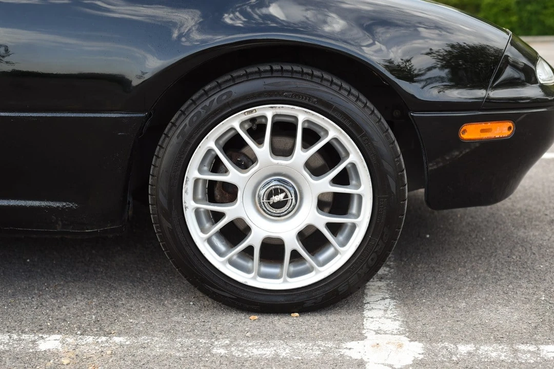 1994 Mazda NA MX-5 Miata - Image 27 of 30