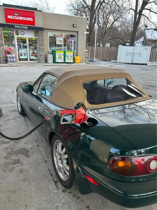 1994 Mazda NA MX-5 Miata - Image 4 of 12