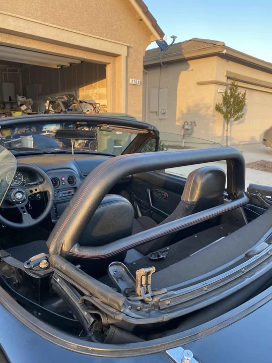 1994 Mazda NA MX-5 Miata - Image 5 of 12