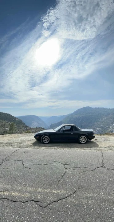 1994 Mazda NA MX-5 Miata - Image 11 of 12