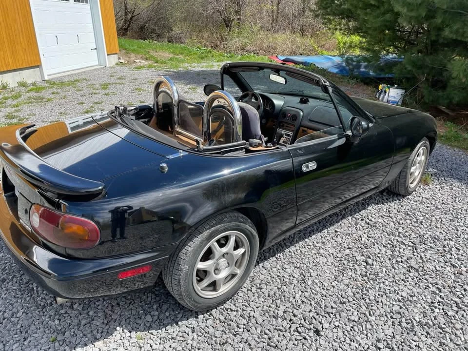 1994 Mazda NA MX-5 Miata - Image 4 of 9