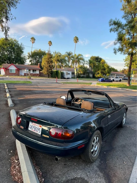 1994 Mazda NA MX-5 Miata - Image 2 of 5