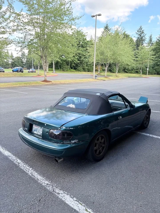 1994 Mazda NA MX-5 Miata - Image 6 of 17