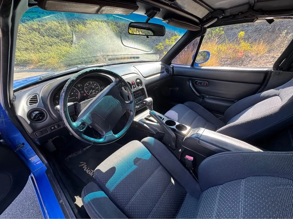 1994 Mazda NA MX-5 Miata - Image 10 of 11