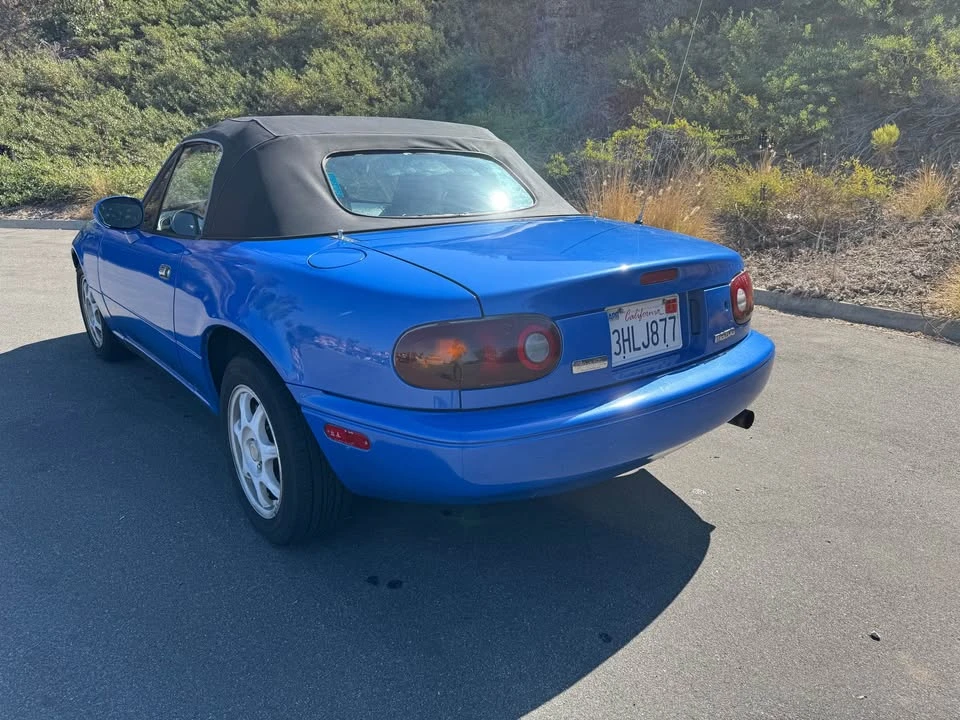 1994 Mazda NA MX-5 Miata - Image 4 of 11
