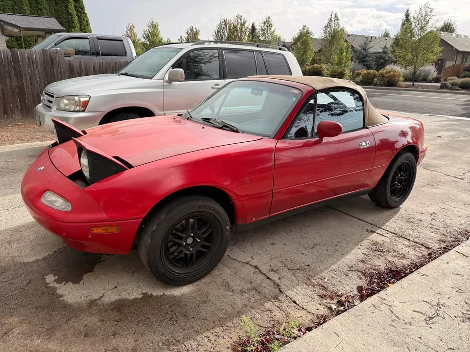 1994 Mazda NA MX-5 Miata - Image 5 of 8